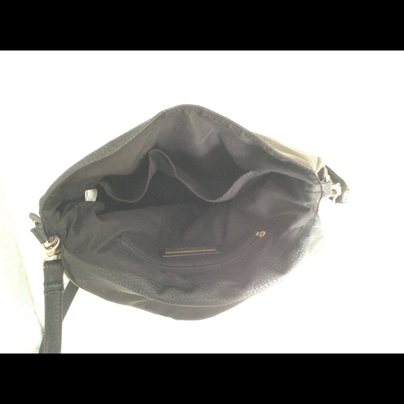 Fold over leopard accent handbag - Picture 4 of 14